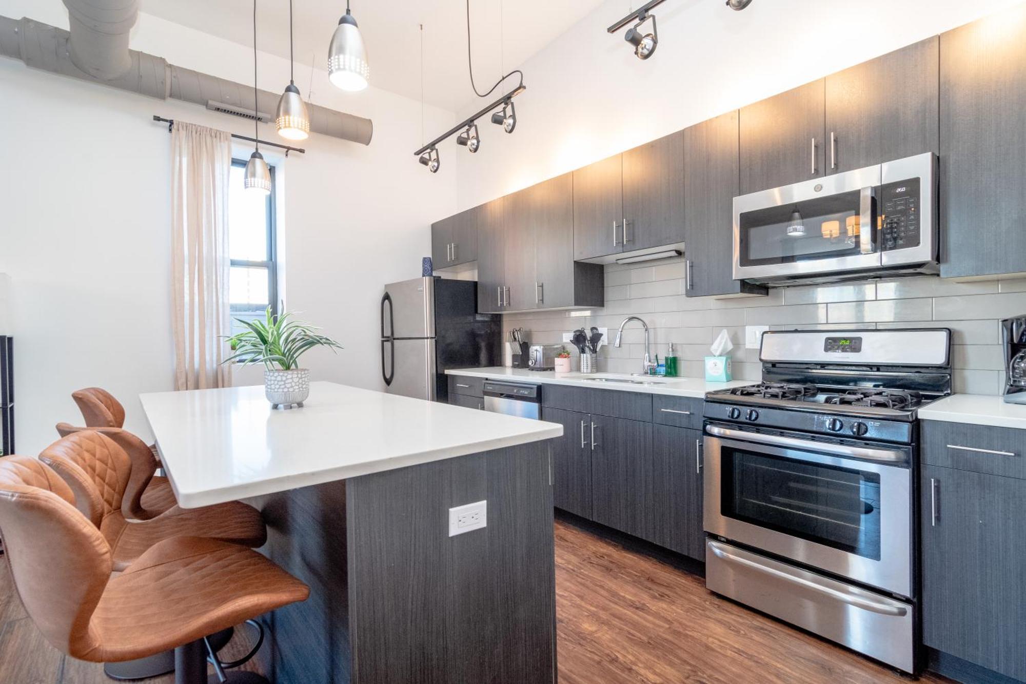 Mccormick Place 3Br-2Ba With Optional Parking - Sleeps 8 シカゴ エクステリア 写真