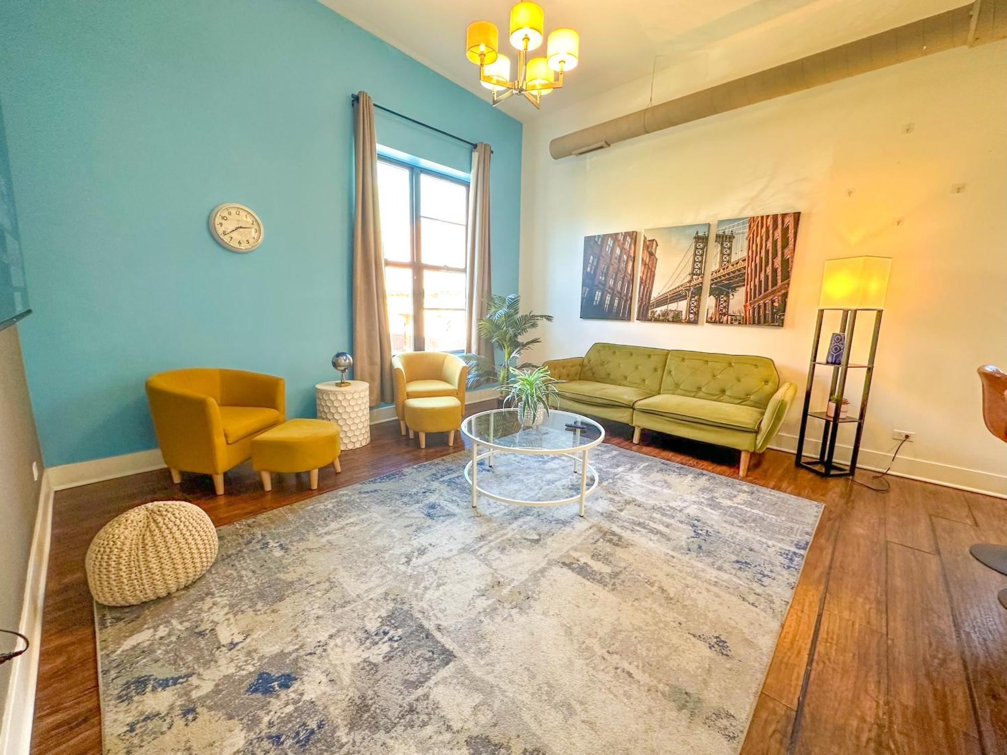 Mccormick Place 3Br-2Ba With Optional Parking - Sleeps 8 シカゴ エクステリア 写真